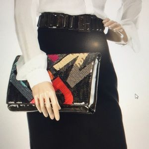 Fendi- Borsa Love letter Oversized Clutch